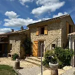 De Lou Pape Tatil Evi Carsan